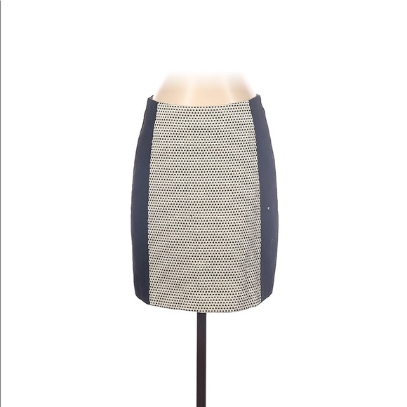 Ann Taylor Loft pencil skirt - Picture 1 of 2